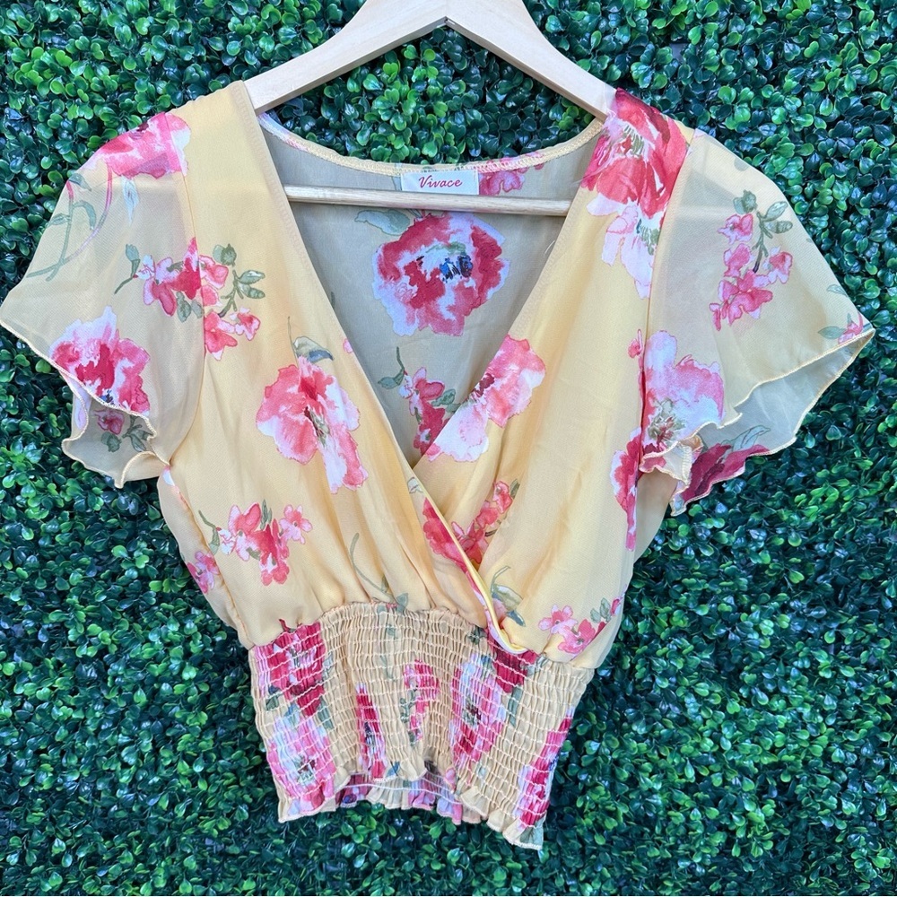 Yellow Floral Top nwt